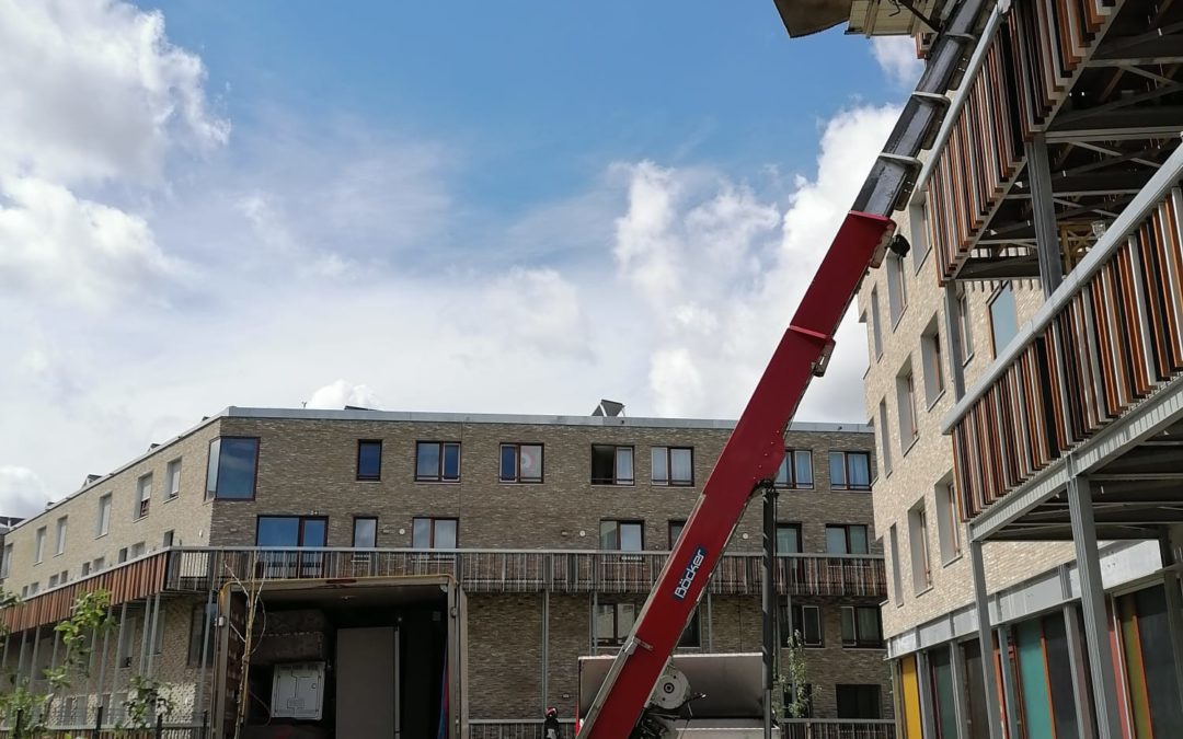 Louer lift pas cher à Mont-Saint-Guibert