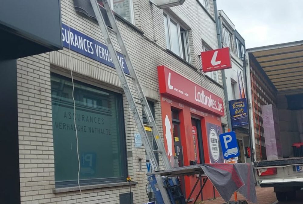 Déménagement avec lift (monte-meuble) à Bruxelles : guide complet et tarifs